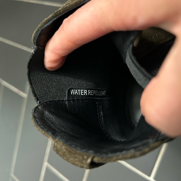 Vince Suede Booties 7M Olive Green - Picture 4 of 5